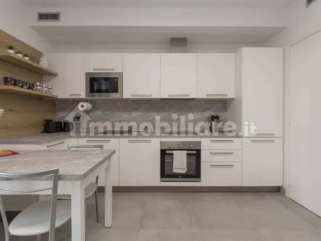 Appartamento in affitto a Municipio 8 di Milano, Milano
