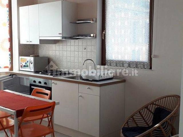 Appartamento in affitto a Pellio Inferiore, Como