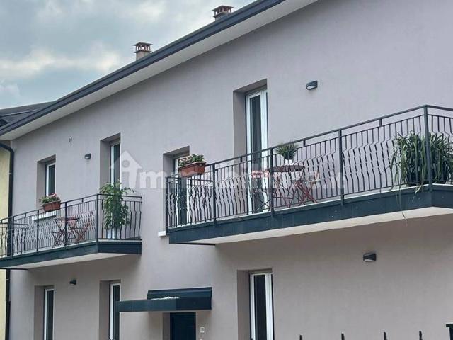 Appartamento in affitto a Lonato del Garda, Brescia