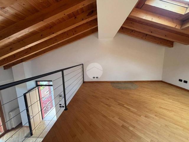 Appartamento in affitto a Cenate Sotto, Bergamo