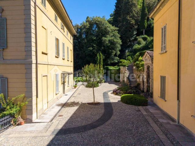 Appartamento in affitto a Torno, Lombardia