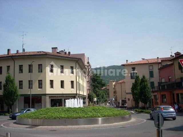 Appartamento in affitto a Sarnico, Lombardia