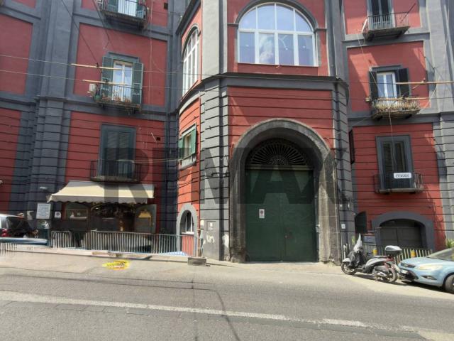 Appartamento in affitto a Municipalità 2, Campania