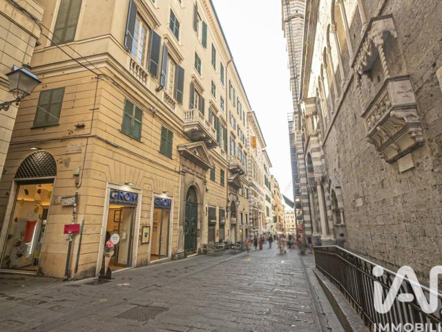 Appartamento in affitto a Centro Est, Serra Riccò