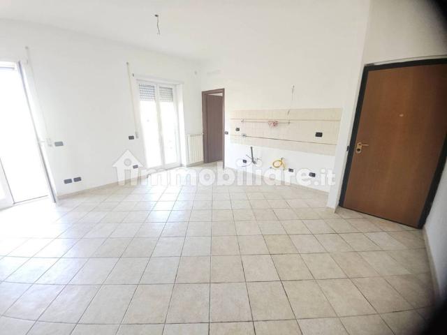 Appartamento in affitto a Centro Giano, Roma