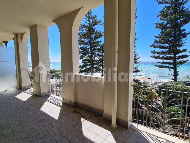 Appartamento in affitto a Bordighera, Liguria