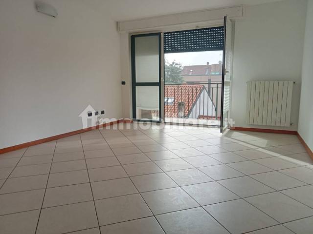 Appartamento in affitto a Cernusco Sul Naviglio, Lombardia
