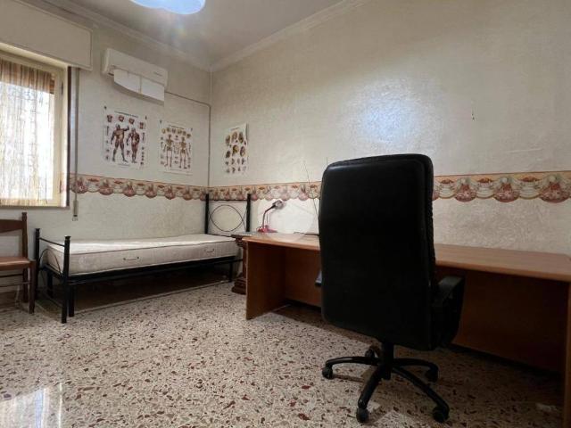 Appartamento in affitto a III Circoscrizione, Palermo