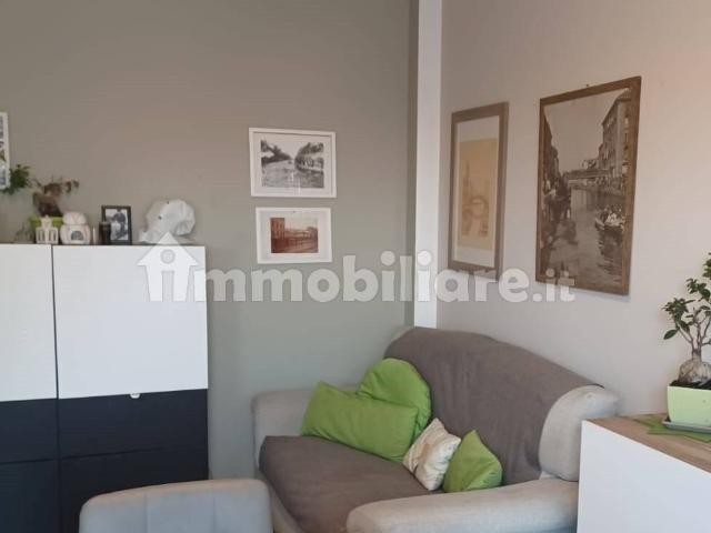 Appartamento in affitto a Municipio 6, Milano