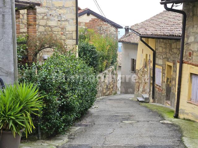 Appartamento in affitto a Spinosa Alta, Piemonte