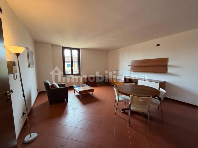 Appartamento in affitto a Centro storico, Brenzone