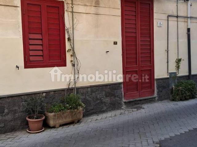 Appartamento in affitto a Randazzo, Sicilia