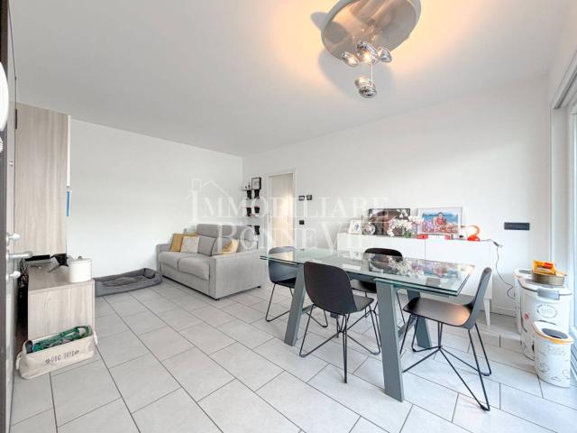 Appartamento in affitto a Uggiate, Como