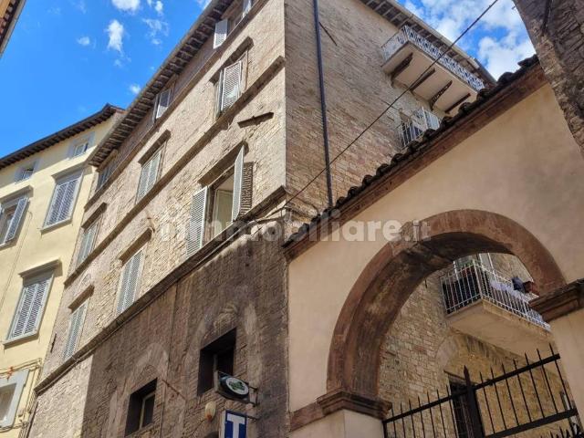 Appartamento in affitto a Sant'Erminio, Cenerente