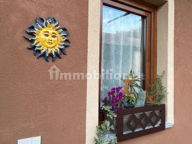Appartamento in affitto a Campagna, Arona