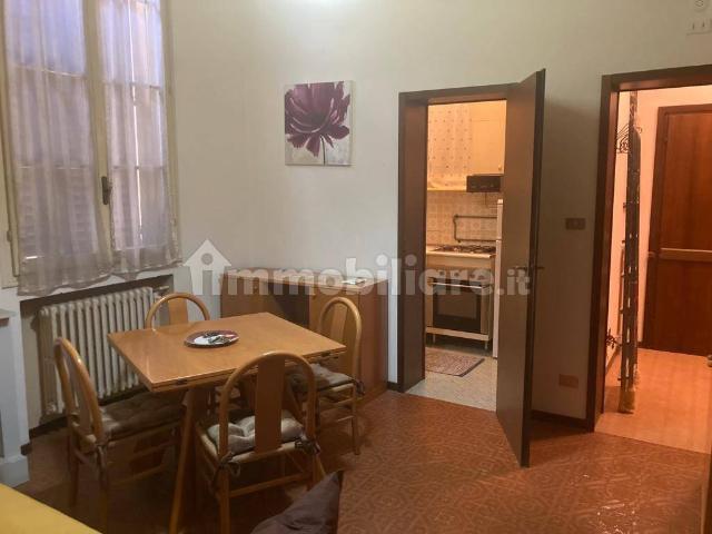 Appartamento in affitto a Santo Stefano, Bologna