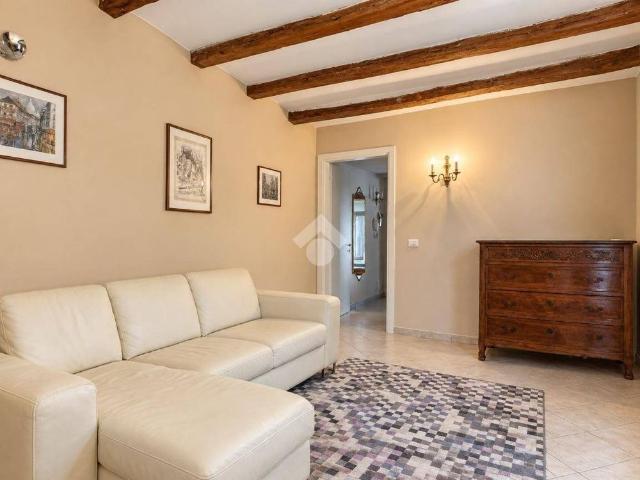 Appartamento in affitto a Verduno, Cuneo