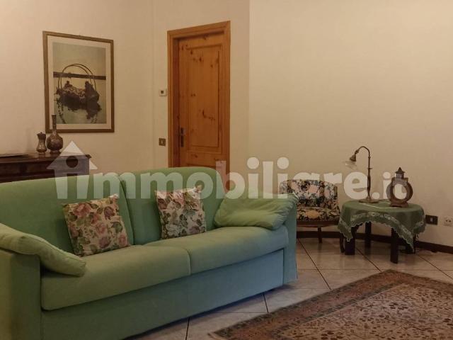 Appartamento in affitto a Sceregalli, Introbio