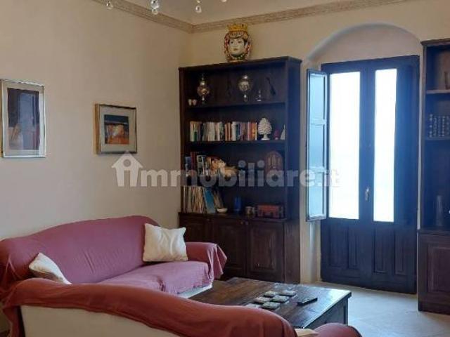 Appartamento in affitto a Intra, Piemonte