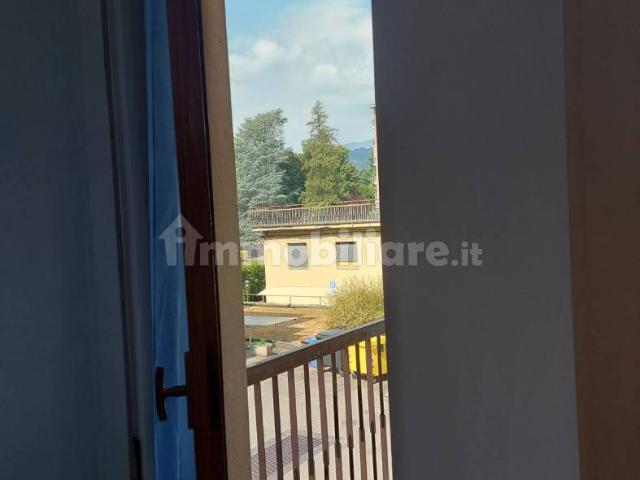 Appartamento in affitto a Intra, Piemonte