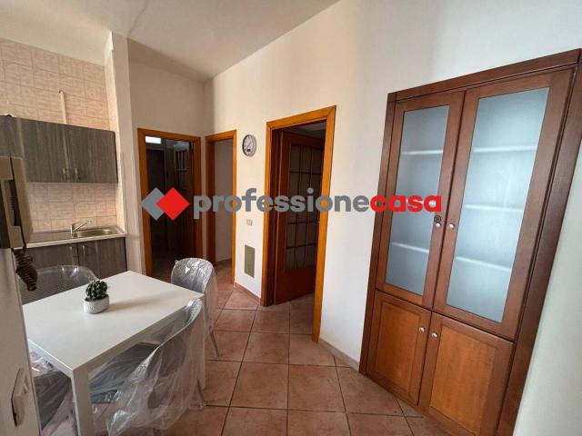 Appartamento in affitto a Centro Est, Serra Riccò