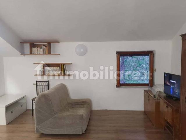 Appartamento in affitto a Comunità della Vallagarina, Ala