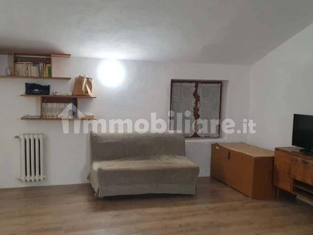 Appartamento in affitto a Comunità della Vallagarina, Ala