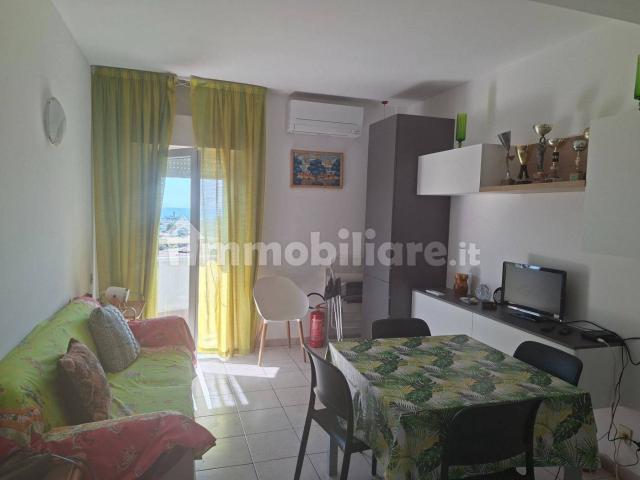 Appartamento in affitto a Isola Rosa, Trezzano Sul Naviglio