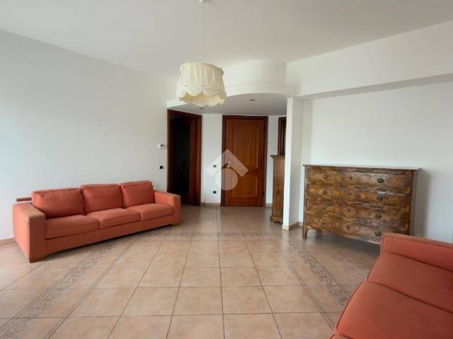 Appartamento in affitto a Ticinello, Pavia