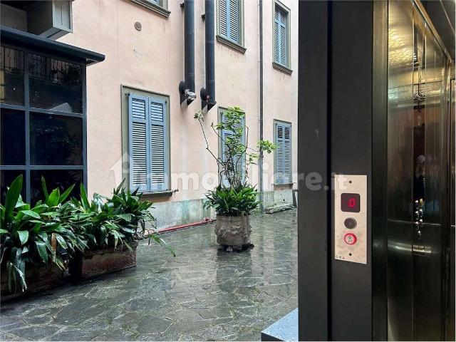 Appartamento in affitto a Viale Geno, Como