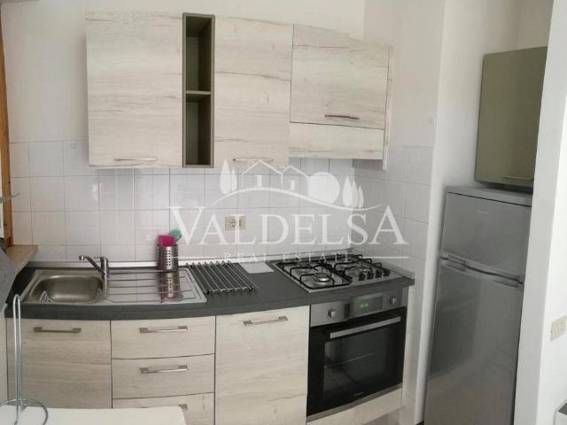 Appartamento in affitto a Lecchi, Toscana