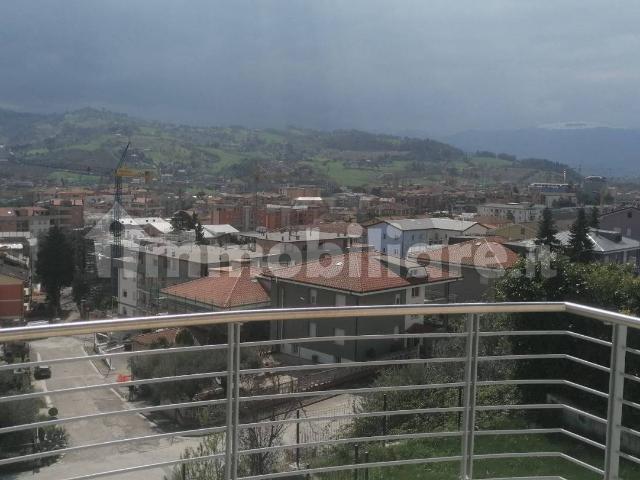 Appartamento in affitto a Marche, Macerata