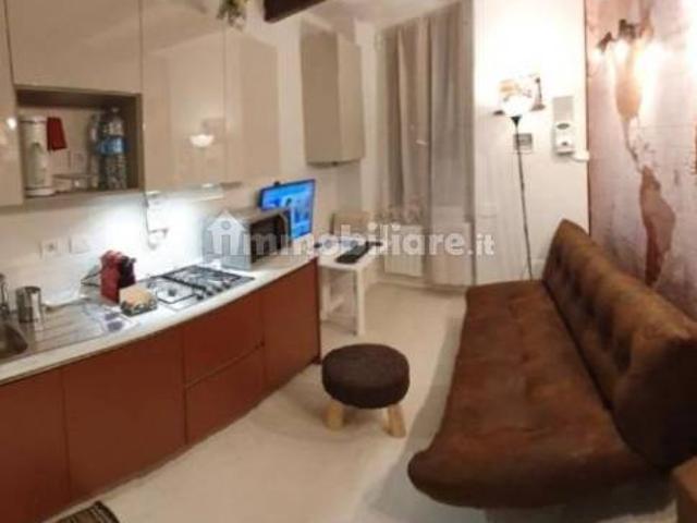 Appartamento in affitto a Centro Est, Serra Riccò