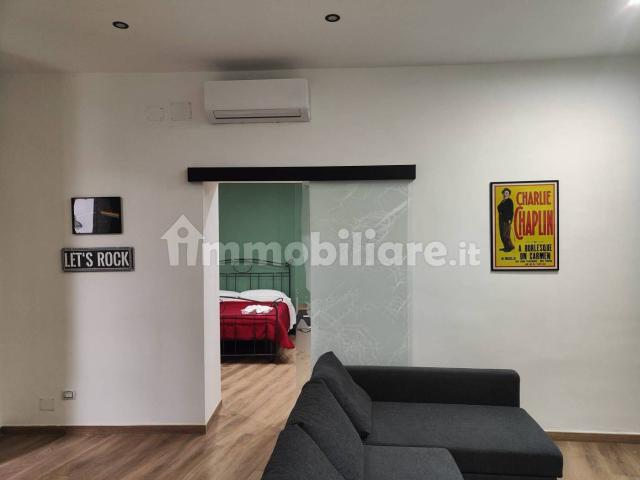 Appartamento in affitto a Municipalità 3, Campania