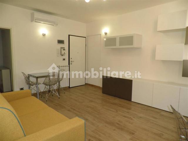 Appartamento in affitto a Centro Est, Serra Riccò