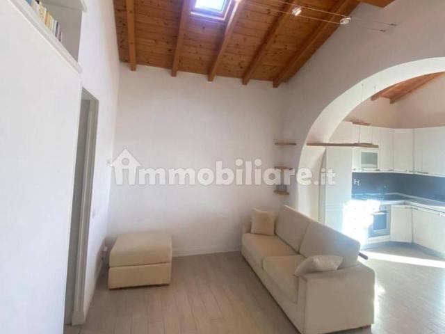 Appartamento in affitto a Scacciati, Roma Capitale