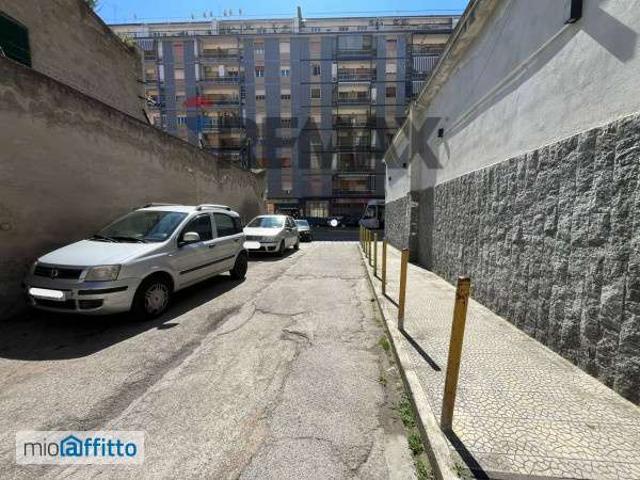Appartamento in affitto a Municipalità 4, Campania