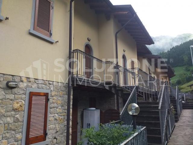 Appartamento in vendita a Ardesio, Lombardia