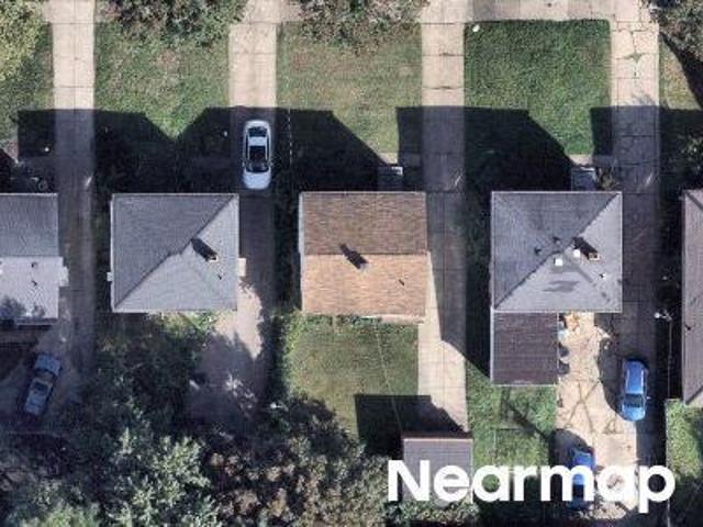 House for sale in Lee-Harvard, Cleveland