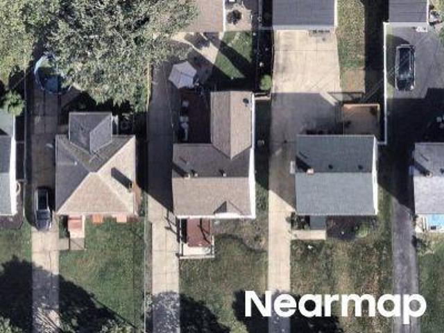 House for sale in Lee-Harvard, Cleveland