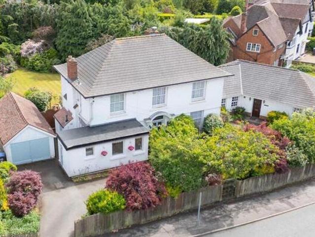 House for sale in New Bilton, Warwickshire