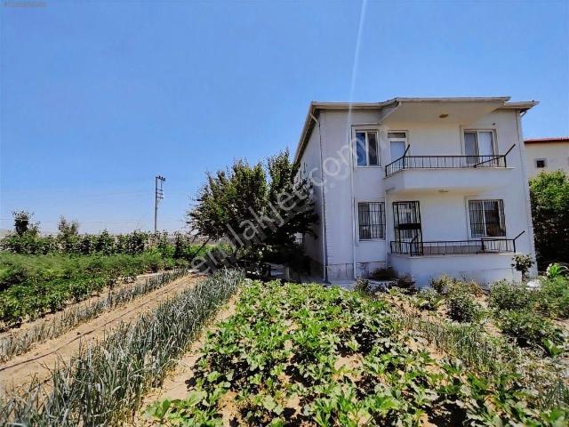 Afyonkarahisar içerisinde satılık Villa