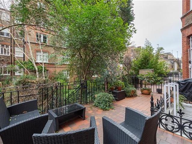 Apartment for rent in South Kensington, Greater London