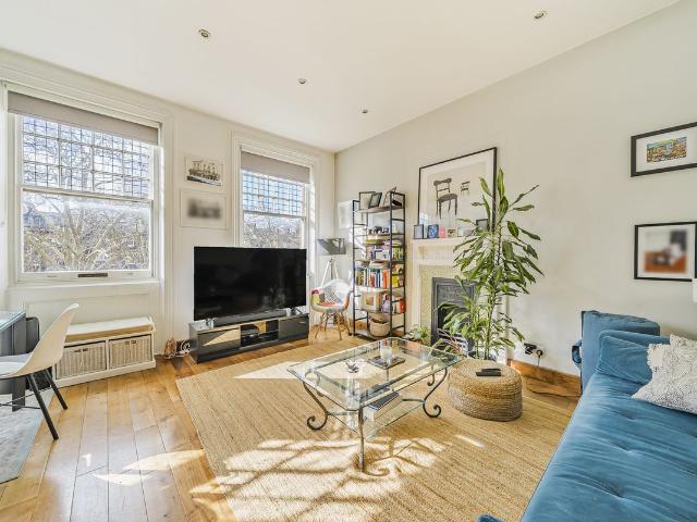 Apartment for rent in South Kensington, Greater London