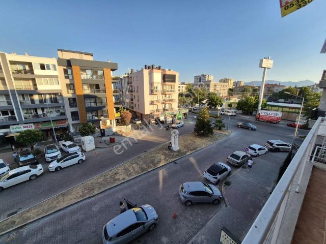 Karşiyaka, İzmir içerisinde satılık mülk