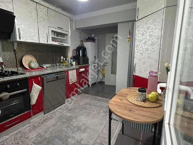 Bergama, İzmir içerisinde satılık mülk