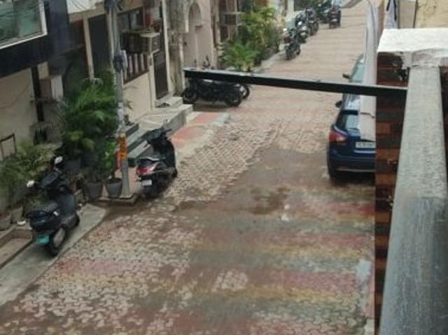 House for rent in Deri