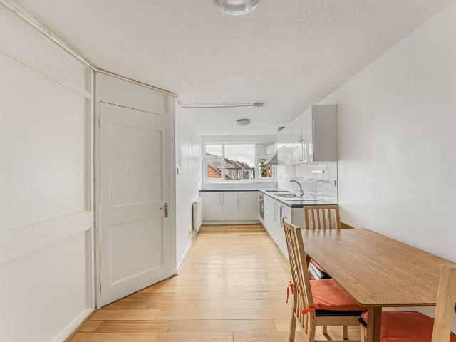 House for rent in Barnsbury, Greater London