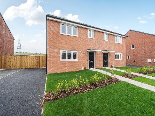 House for rent in Upton, West Yorkshire