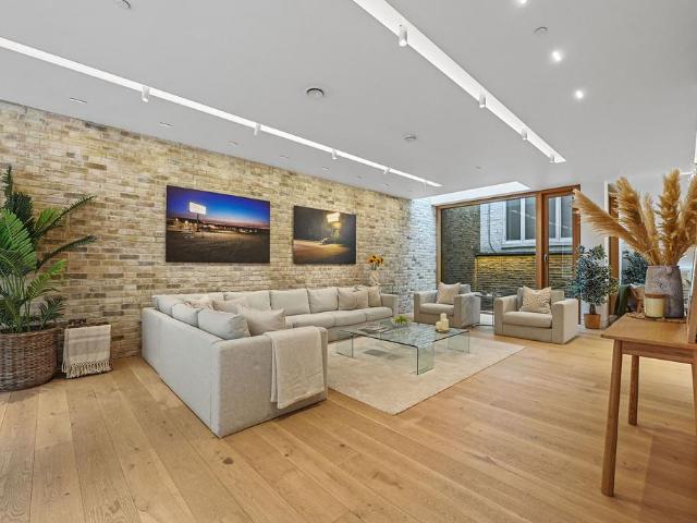 House for rent in Marylebone, Greater London